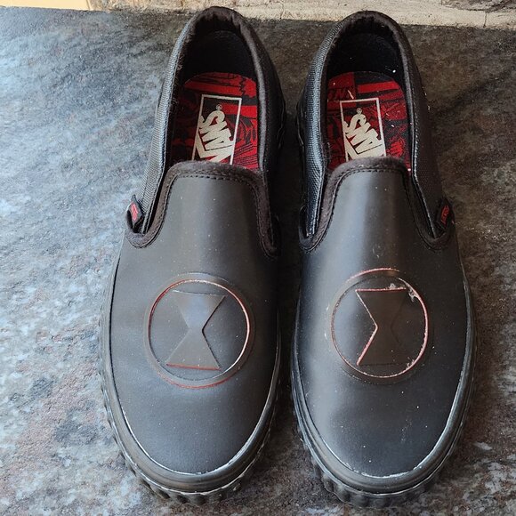VANS Marvel Black Widow Classic Slip On Sneakers Size 6.5 Women - Picture 6 of 13